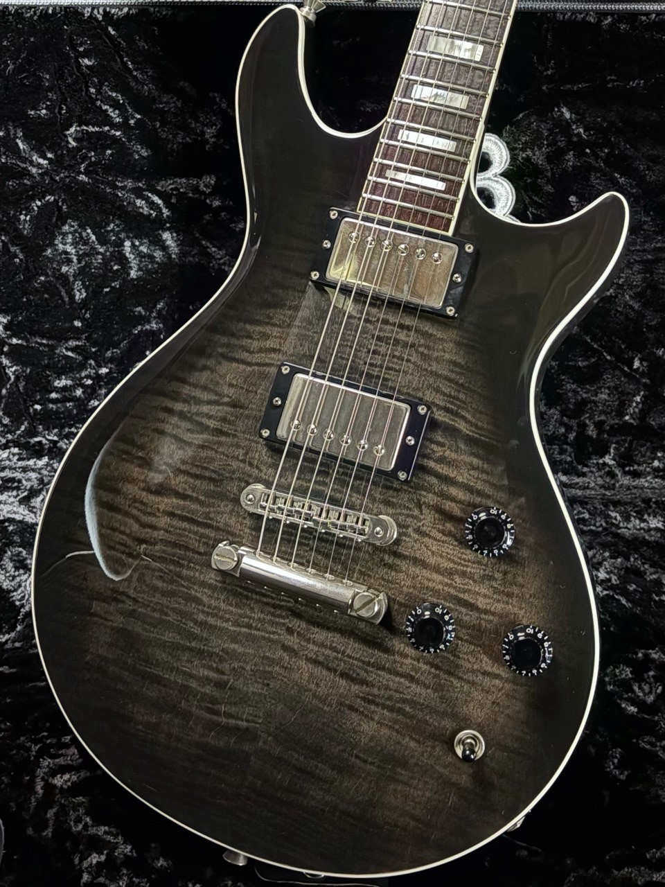 b3 WOOD FMT Black Burst Electric Guitar 2011 Used Light 3.12Kg