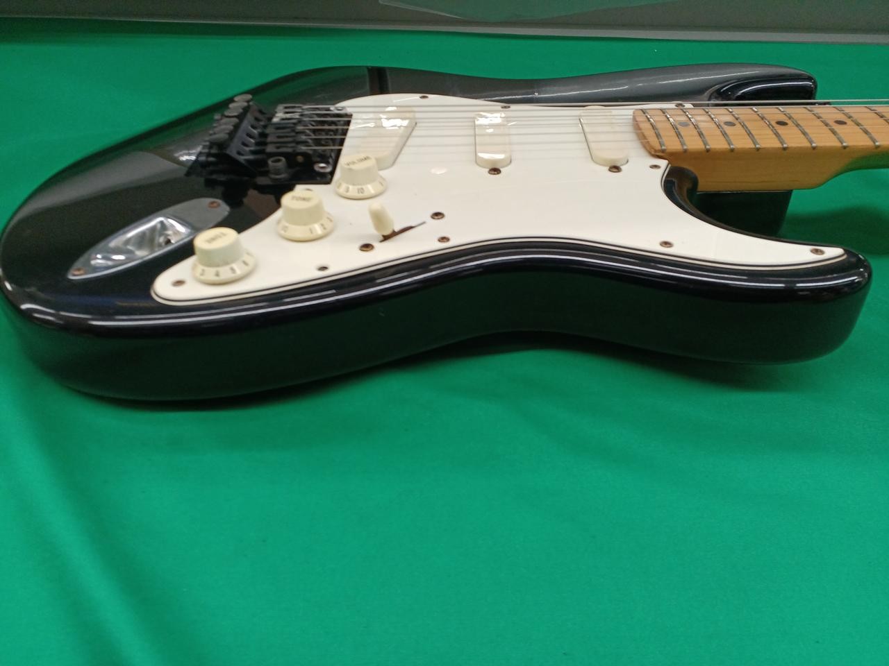 FENDER ERIC CLAPTON STRATOCASTER MOD Electric Guitar