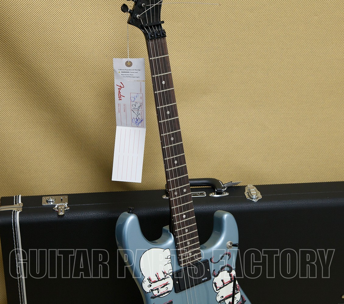 014-0360-783 Fender Tom Morello Arm the Homeless Guitar Ice Blue Metallic