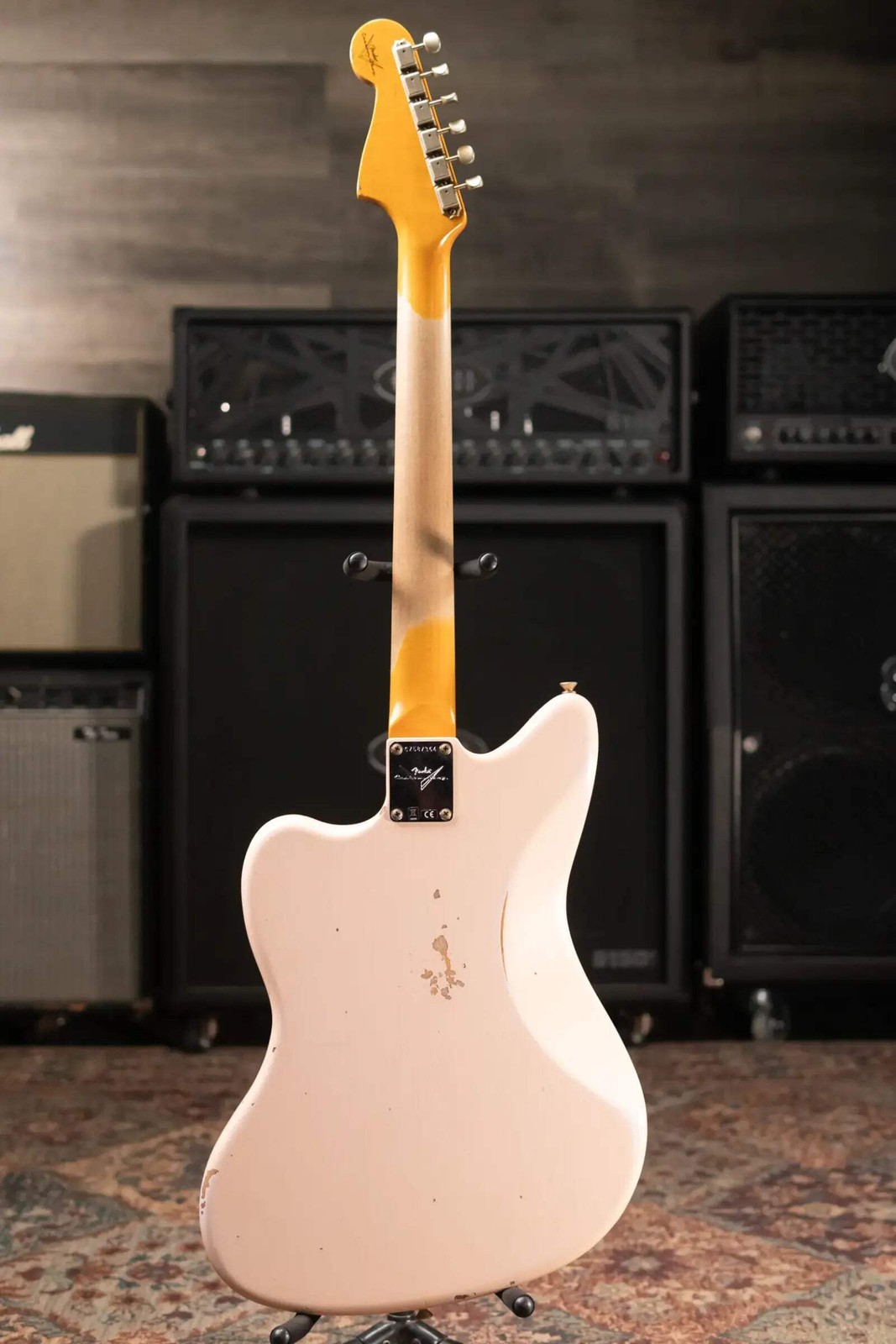 Fender Custom Shop 1963 Jazzmaster Relic Electric Guitar – Aged Shell Pink with