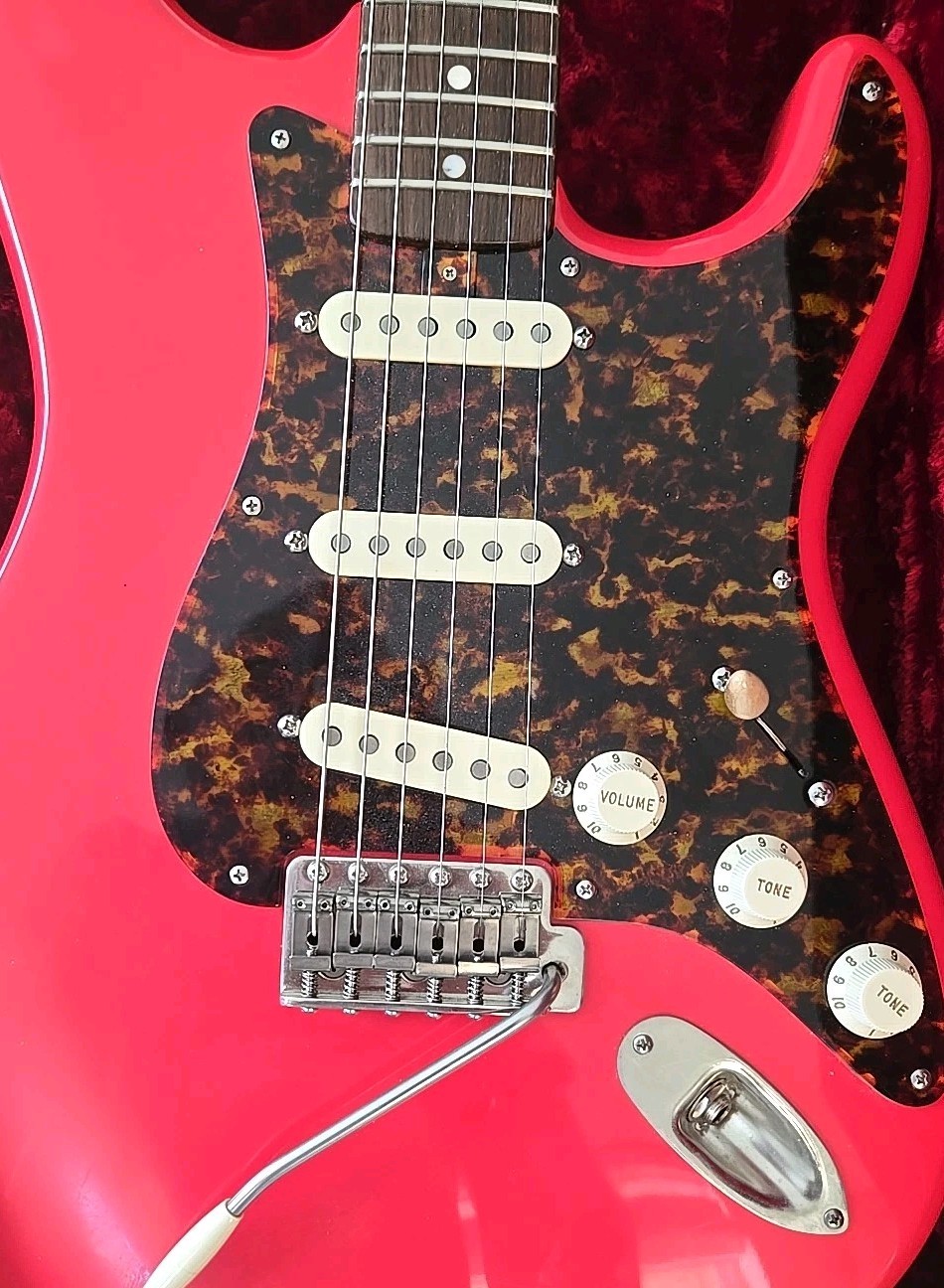 DeTemple Spirit Series ’56 Stratocaster Electric Guitar 2011 Fiesta Red W/ Case