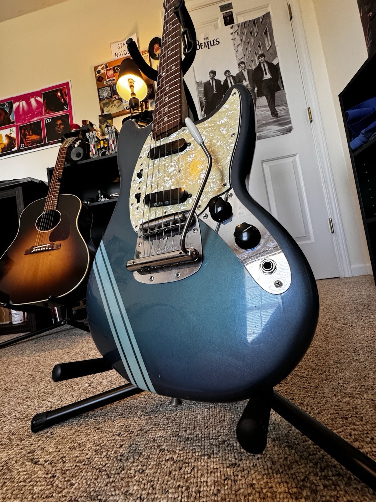 Fender Mustang Competition 1969 Burgundy (Blue)