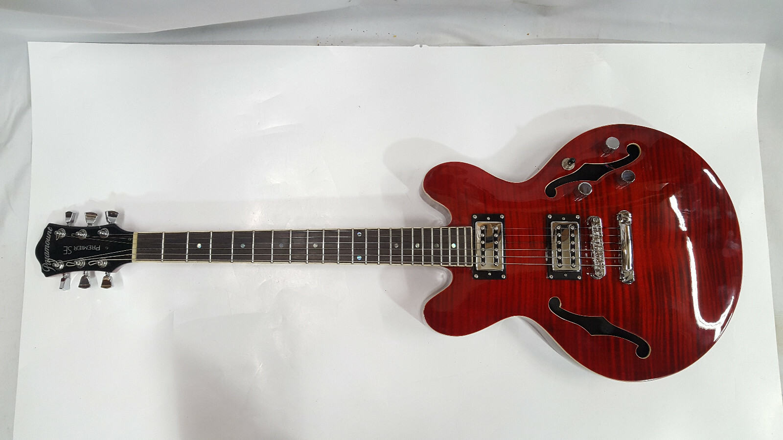 Paramount Premier SE Electric Violin Hollow Body Guitar with Hard Case – Nice!!