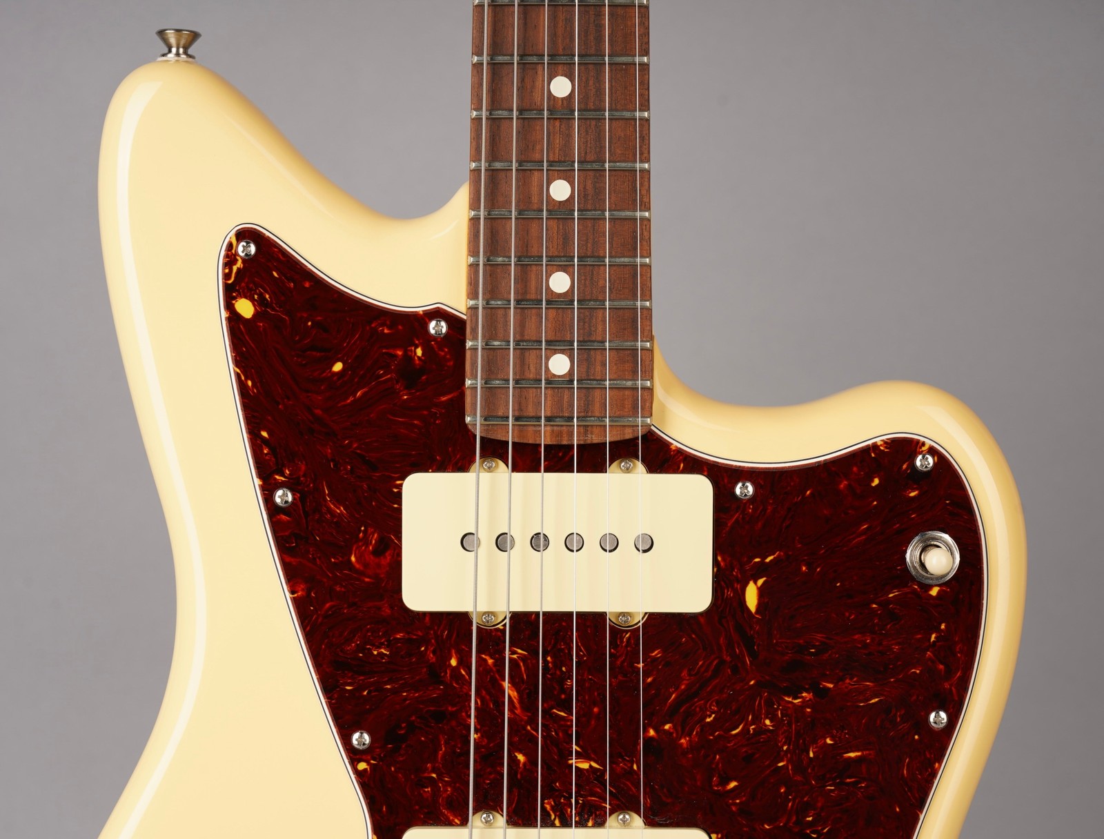 Fender American Performer Jazzmaster – 2023 – Vintage White w/HSC