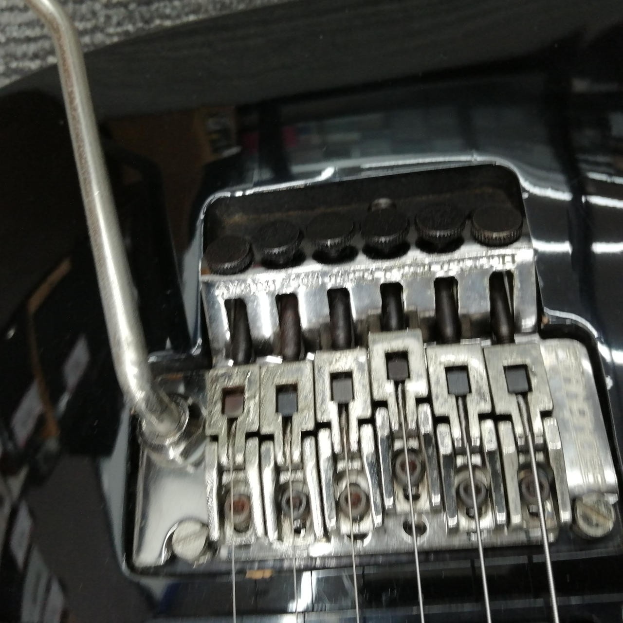 FERNANDES FGZ-480 Stratocaster-type Electric Guitar