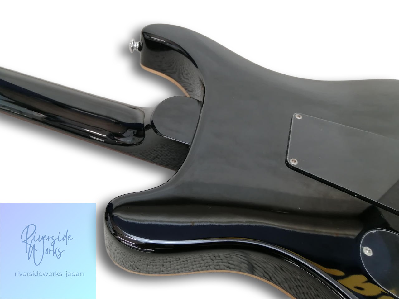 PRS SE CUSTOM24 Electric Guitar – Versatile Sound JP