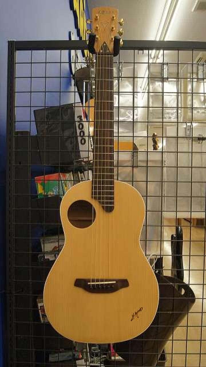 (K.YAIRI) NOCTURNE-ST Used Spruce body Maple neck Rosewood fingerboard Hard case