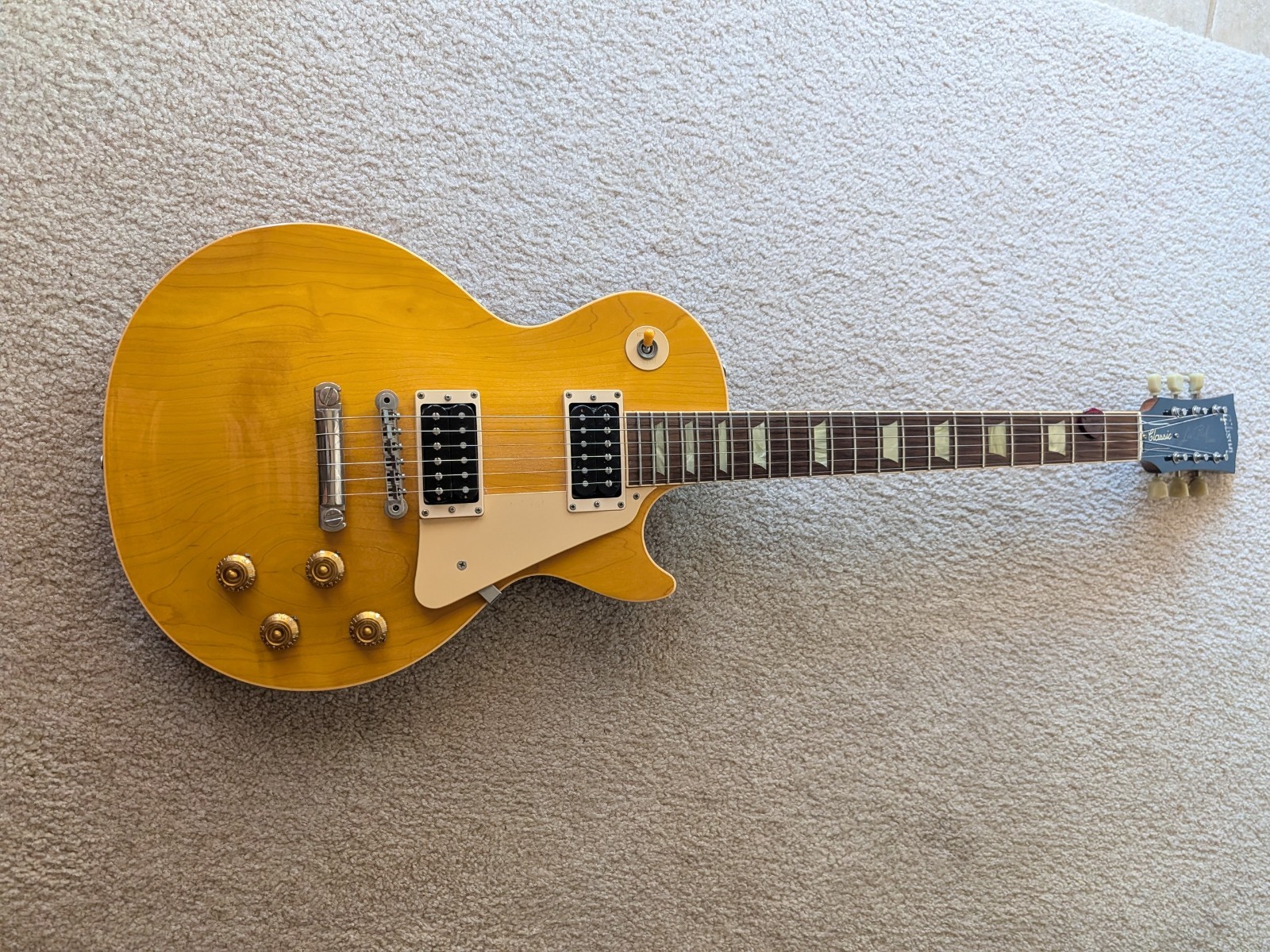 1997 Gibson Les Paul Classic Plus – Trans Amber Flame Top – Excellent Condition