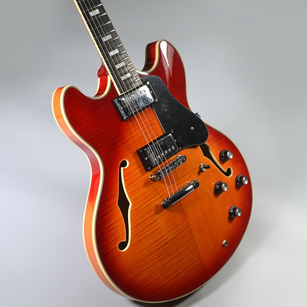 Sire Larry Carlton H7 Cs Safe delivery from Japan