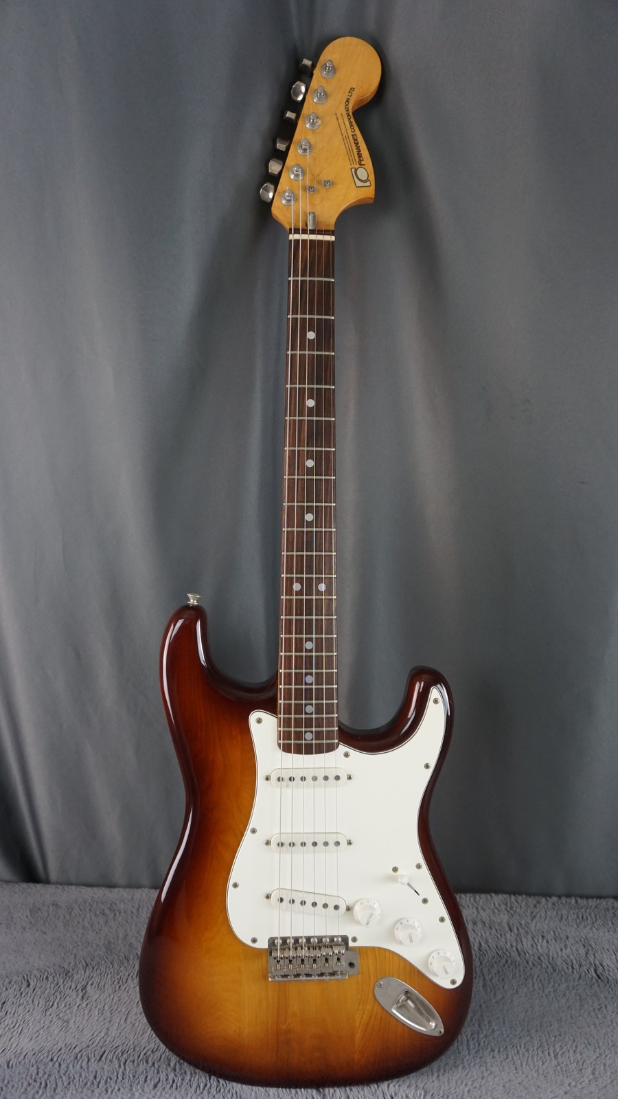 Fernandes S Style – Sunburst Japan