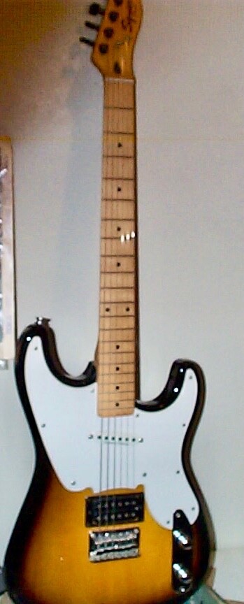 Orig SQUIER 51 Fender Electric CUSTOMIZED Guitar SUNBURST-MAPLE ** 2004 ** Nice