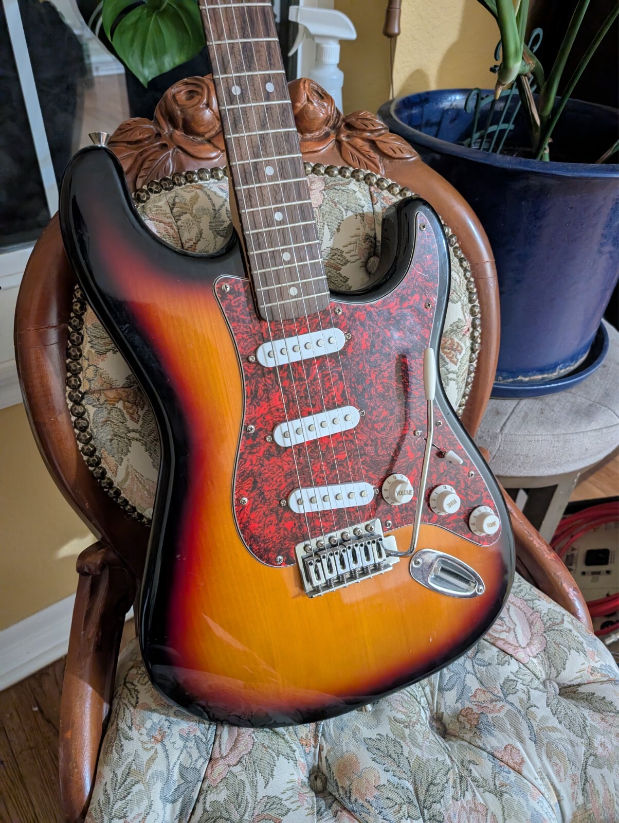 Squire Stratocaster Affinity Series with NUX MG 100 pedals and stand!