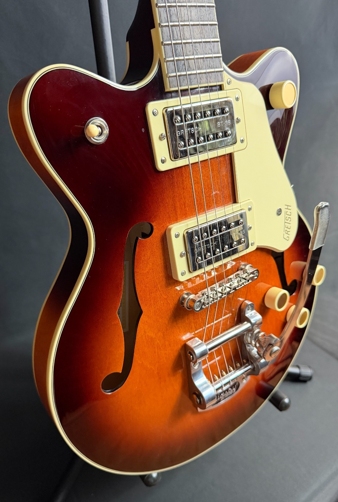 Gretsch G2655T Streamliner Center Block Jr. Double-Cut Electric Guitar Forge Glo