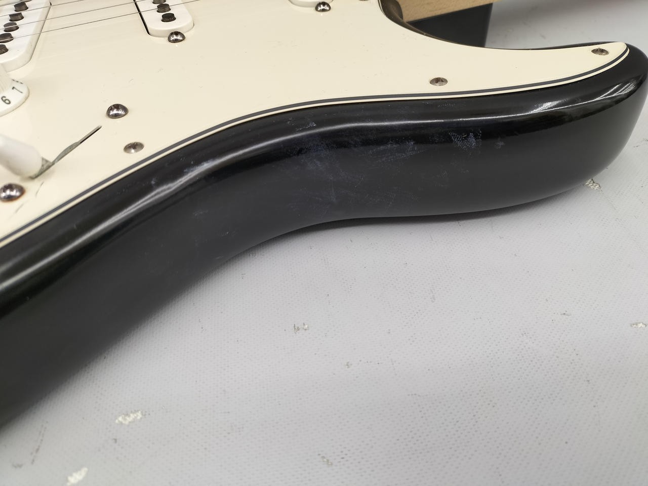 Fender USA Highway 1 Stratocaster Electric Guitar Black Model One