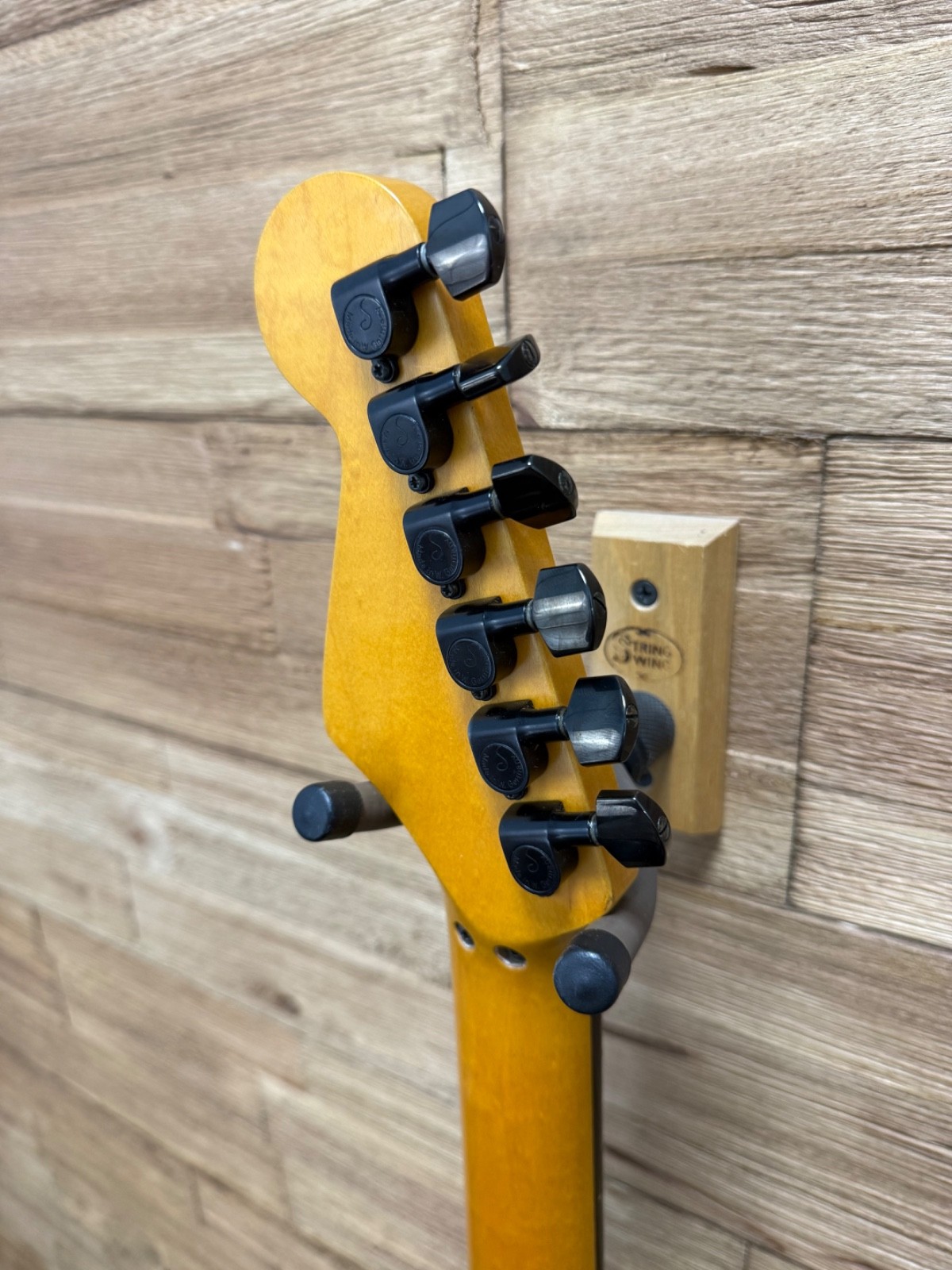 Warmoth Parts Strat Style Walnut HSH Guitar 1990’s Floyd Rose SD pickups w/HC