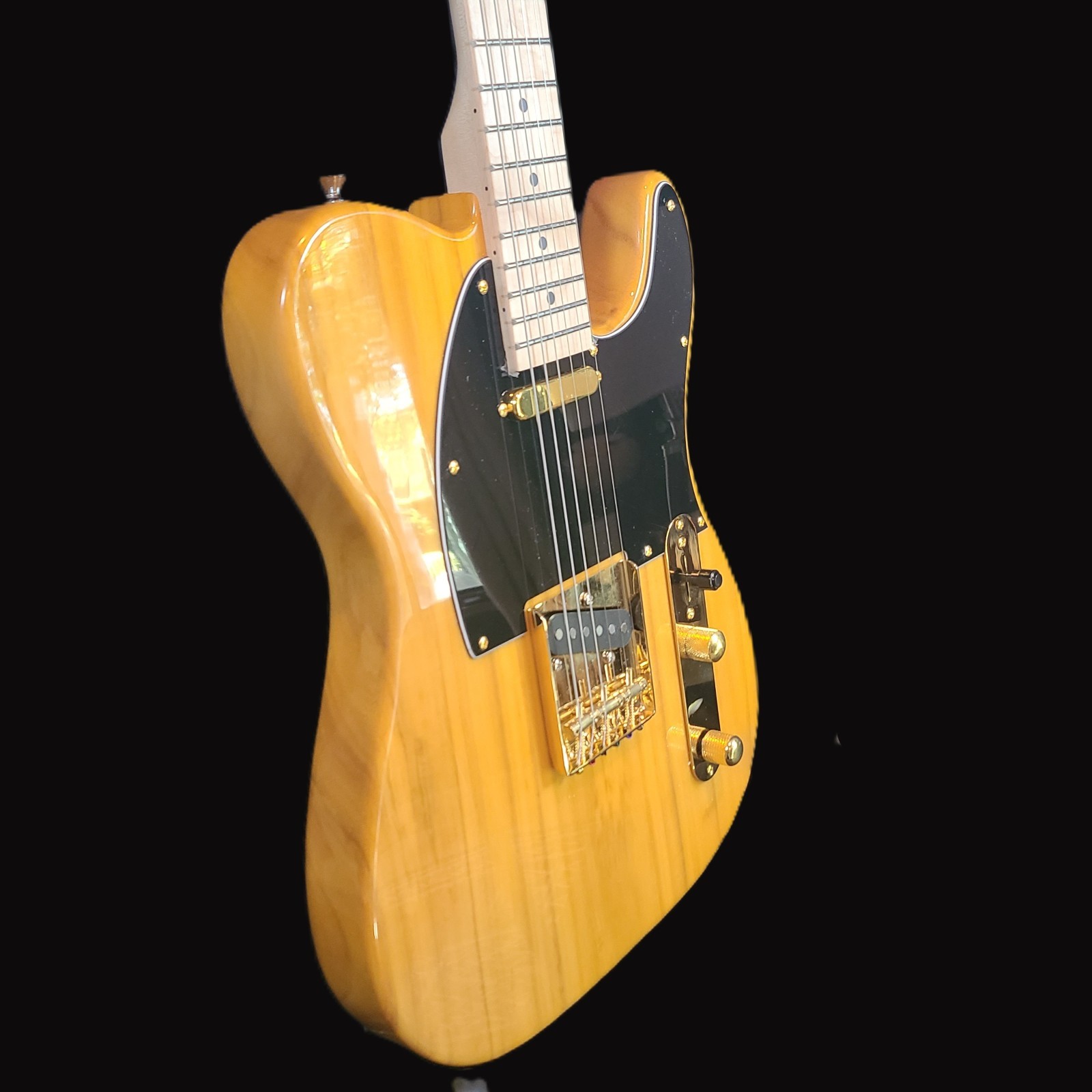Southwest Acoustic Light Heavyweight Telecaster – 5 lbs 14 oz – Gold Hardware –