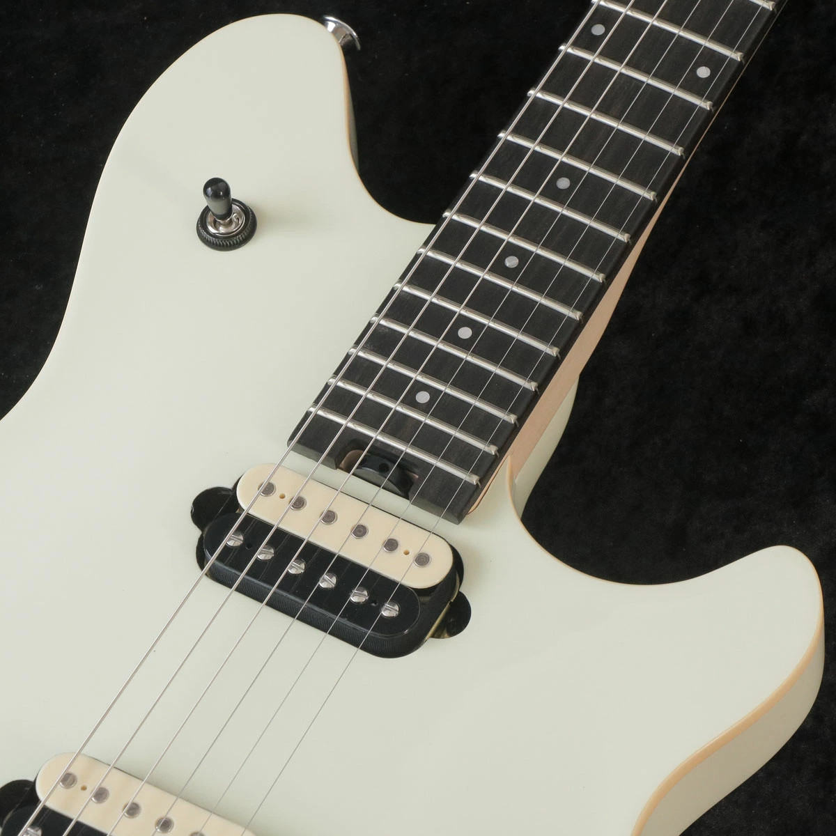 EVH / Wolfgang Special Ebony Fingerboard Ivory (Weight: 3.45kg) S/N: WGM243515