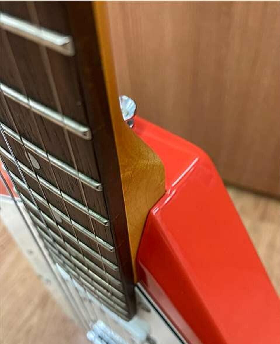 VOX APACHE-2 Phantom Guitar Salmon Red Built-in Speaker Battery Drive