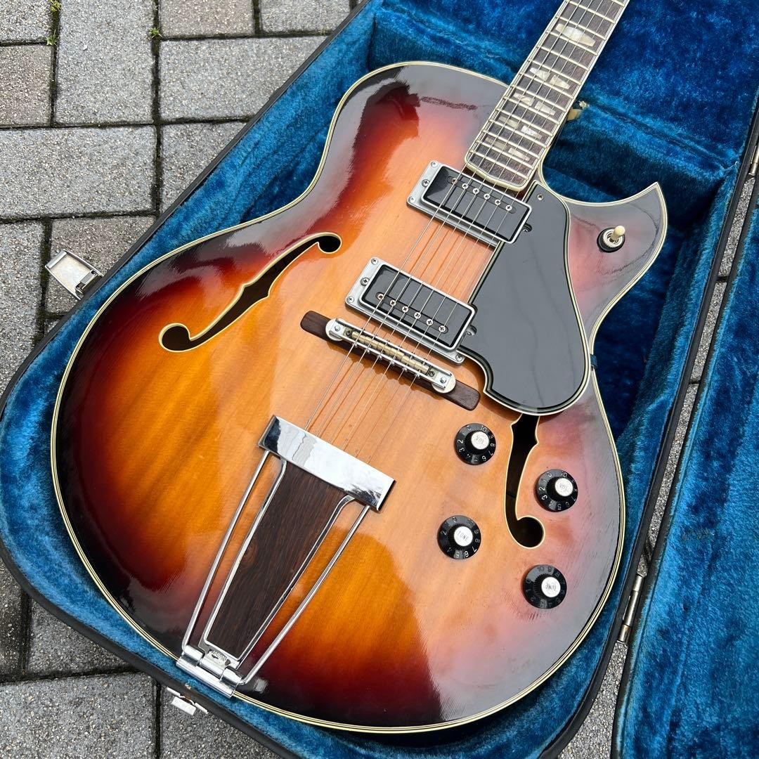 YAMAHA AE-11 Hollow Body Sunburst Electric Guitar Used Shipping From Japan