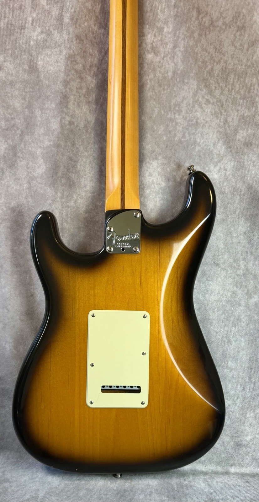 2003 Fender American Deluxe Stratocaster Tobacco Burst w/OHSC