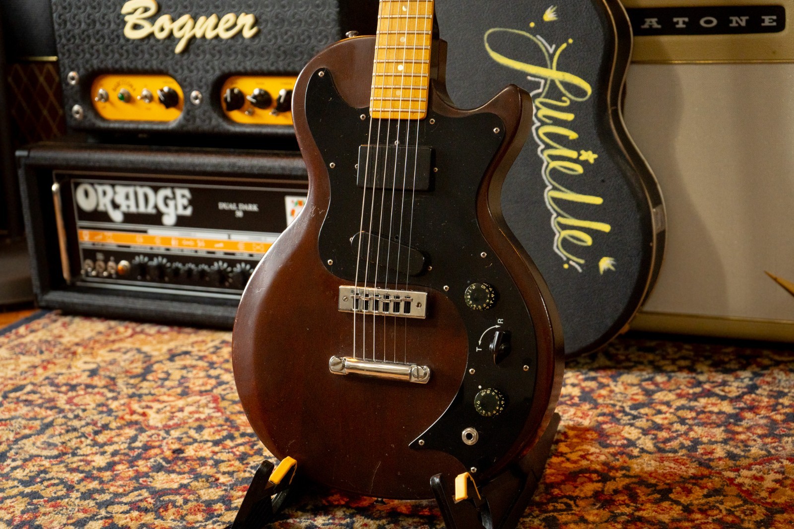 Gibson Marauder – 1979 – Walnut – Maple Fretboard – “Rare Dark Back Neck”