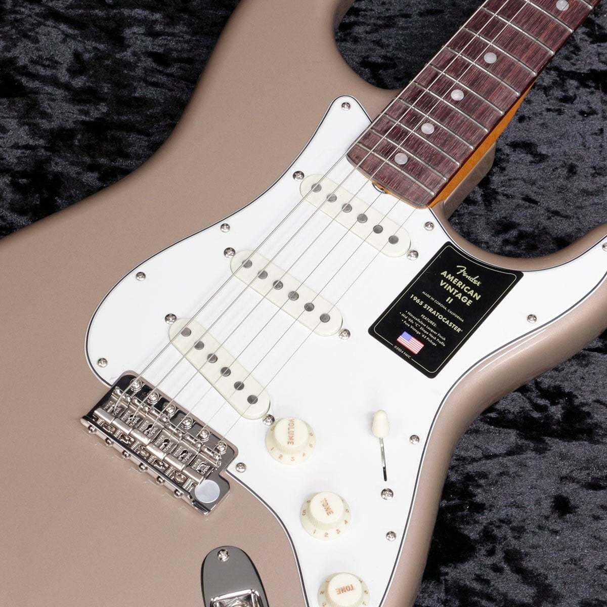 Fender American Vintage II 1965 Stratocaster Round-Lam Rosewood Shoreline Gold