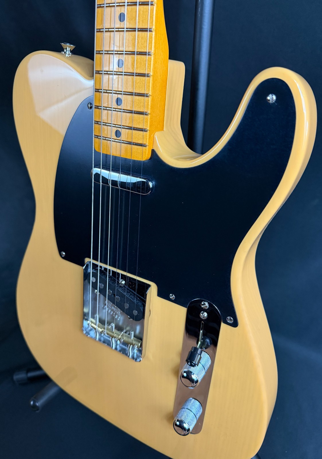 Fender American Vintage II 1951 Telecaster Electric Guitar Butterscotch Blonde