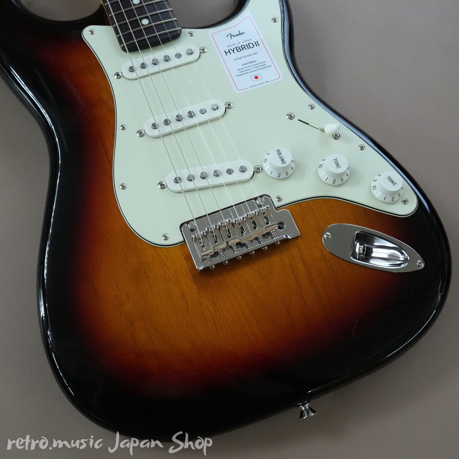 Fender Made in Japan Hybrid II Stratocaster Rosewood 3-Color Sunburst Guitar
