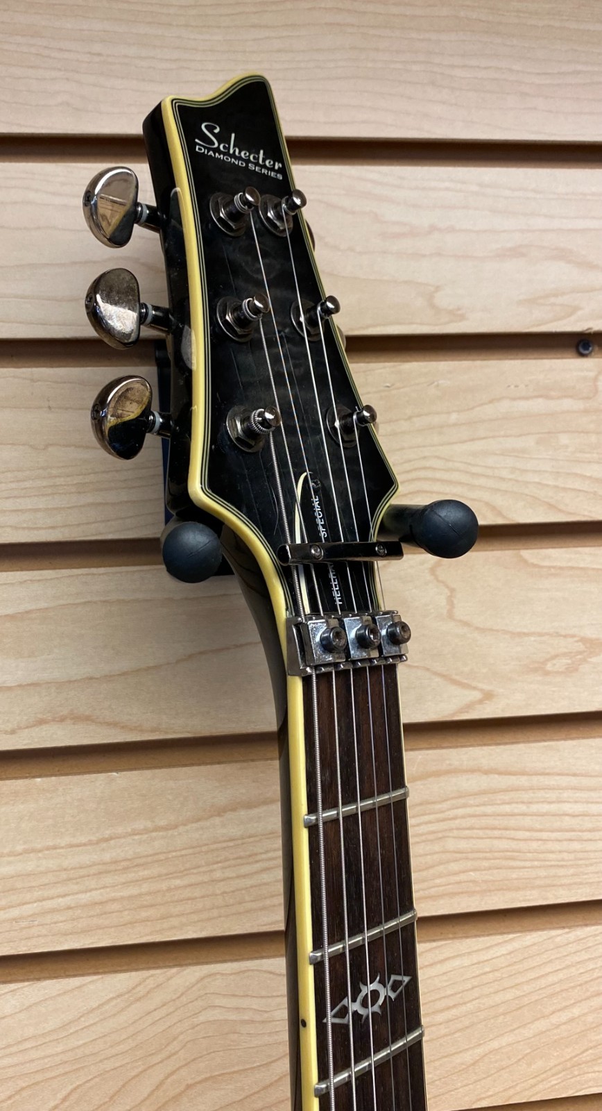 Schecter Hellraiser Diamond Series Special C-1 FR W/Soft Case
