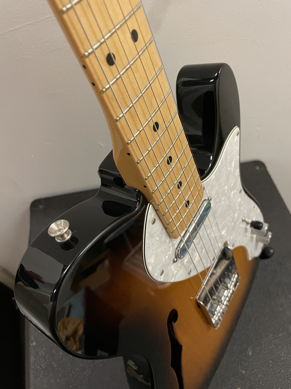 2007 Fender Mexico Telecaster Thinline 1969 Re-Issue 2 Tone Sunburst Guitar