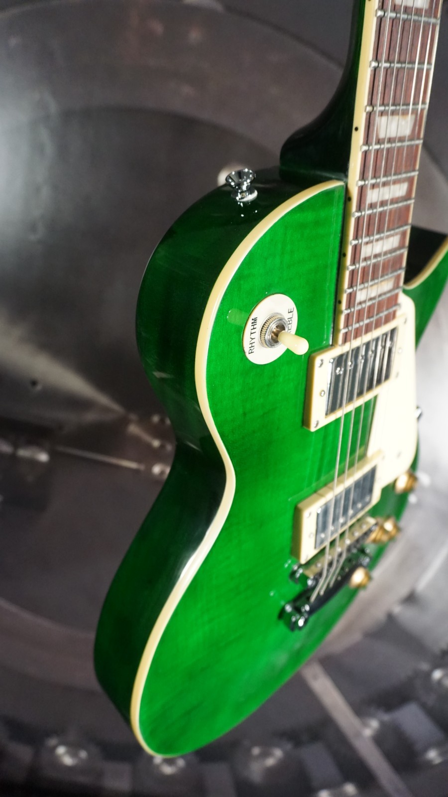 IYV Single Cut Electric Guitar – Emerald Green Flame Top – Dual Humbuckers