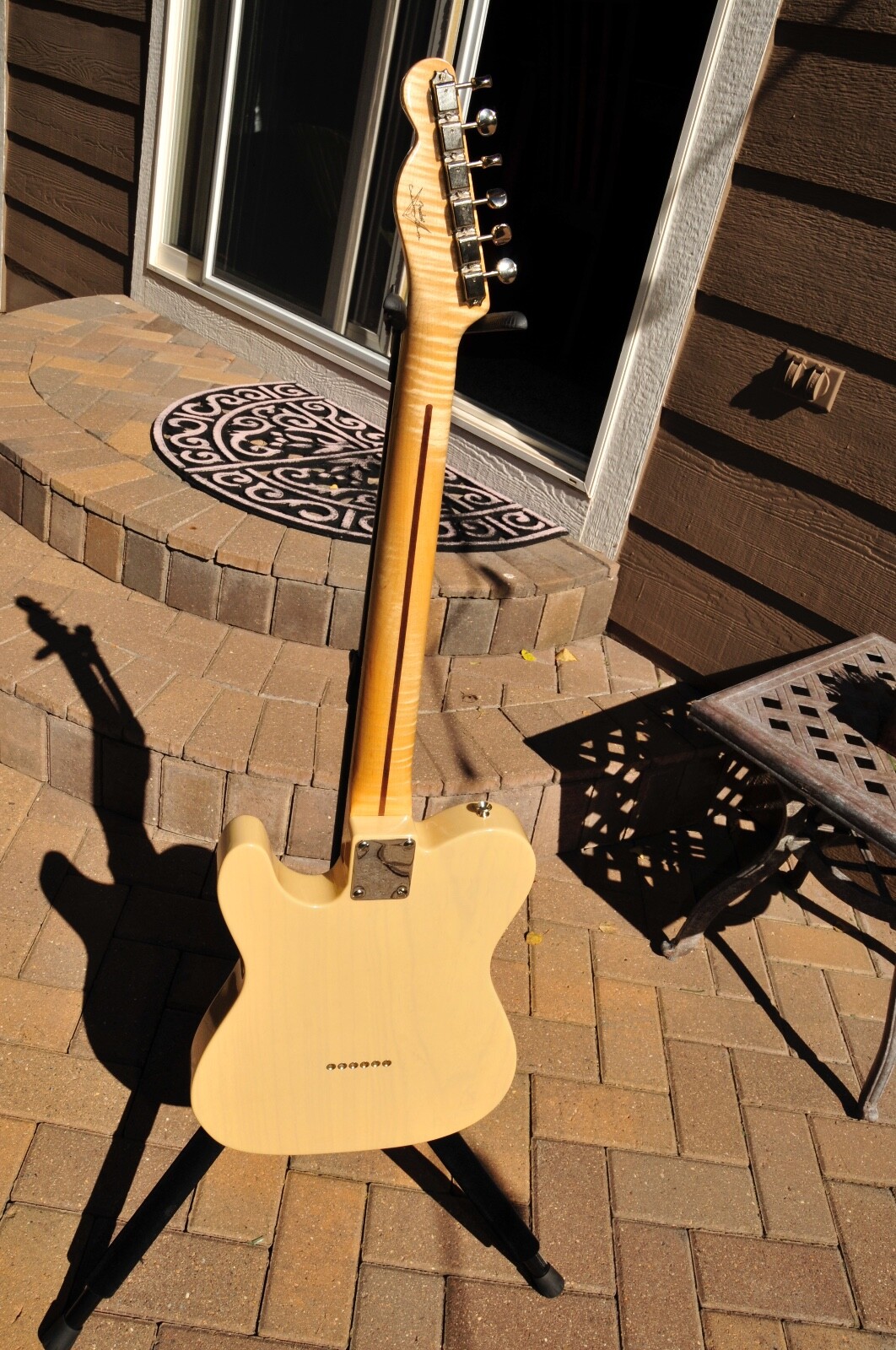 Fender Telecaster Custom Shop Reissue 1951 Nocaster – AAA Flame V-Neck