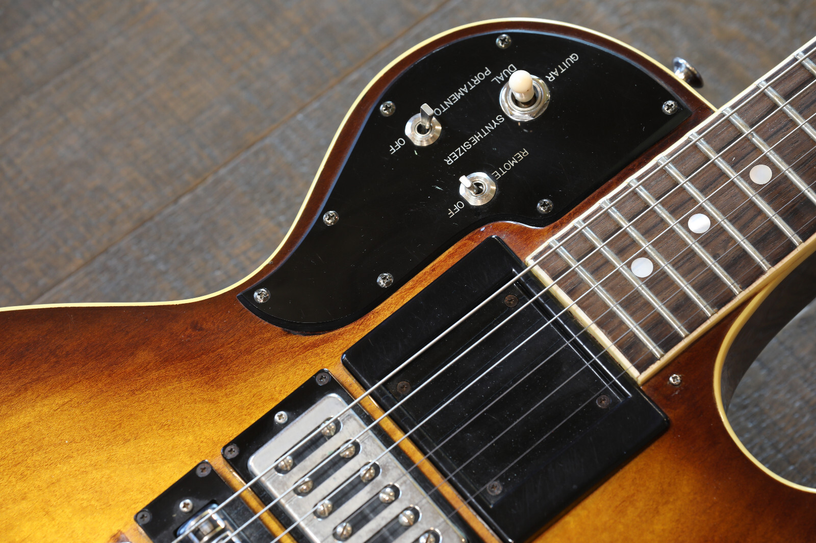 Vintage! 1977 Roland GS-500 Paraphonic Synth Electric Guitar Honey Burst + OHSC