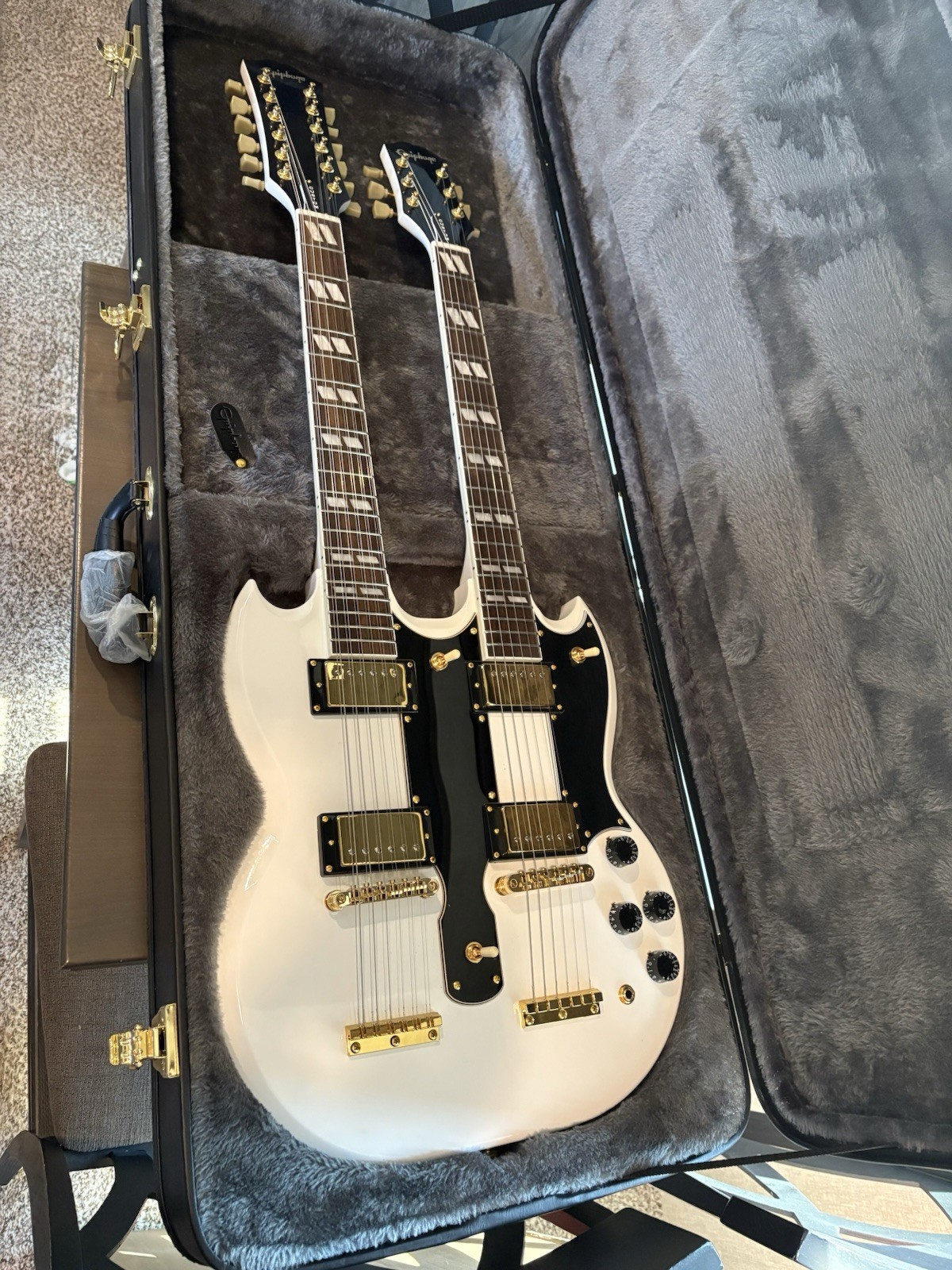 Epiphone EDS-1275 Double Neck Alpine White 2025 With Gibson Upgrades