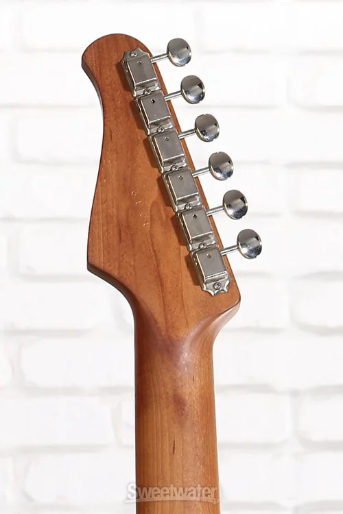 Xotic XSC-2 California Classic Electric Guitar – 3-tone Burst with Roasted Maple