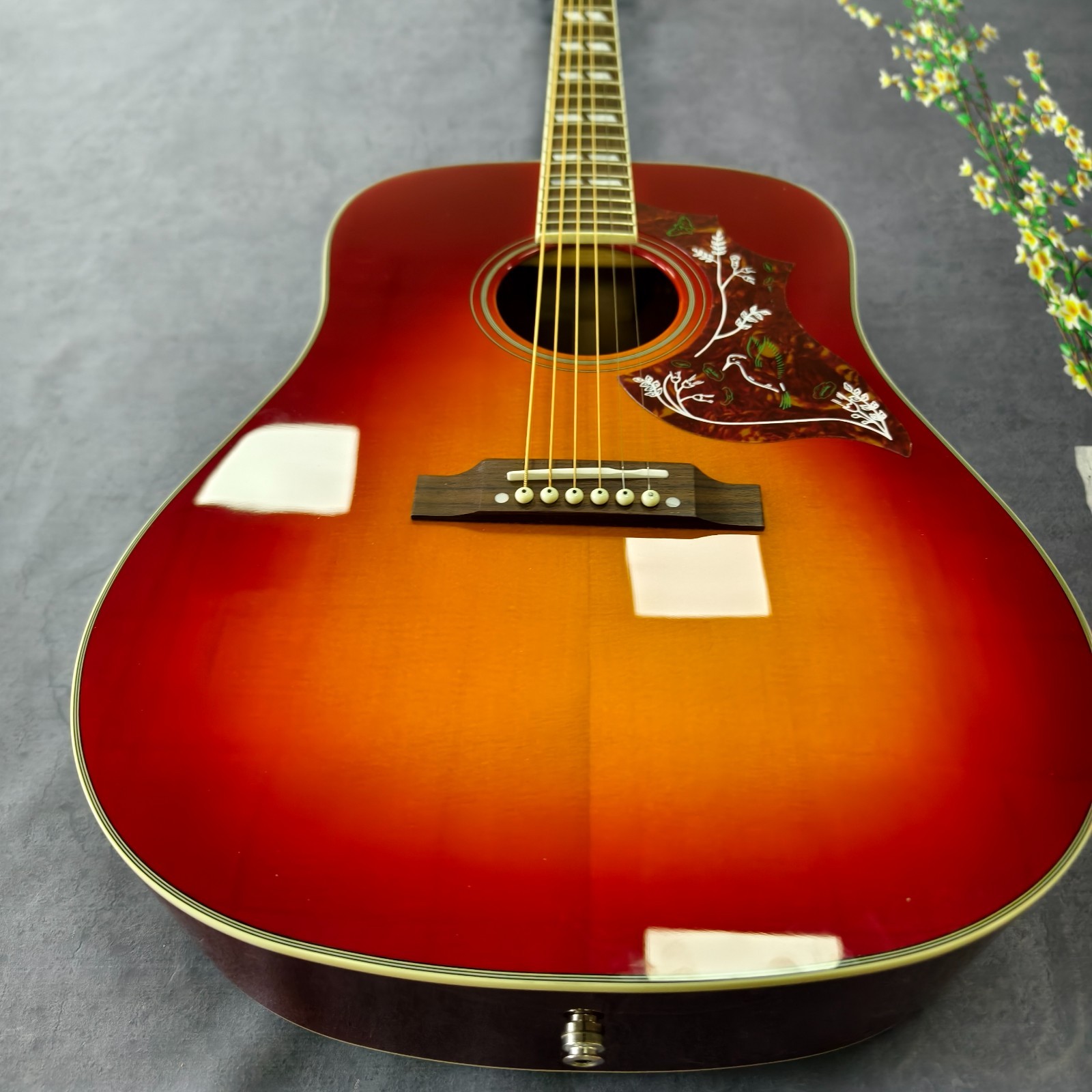 Ship US Hummingbird Acoustic Guitar Cherry Sunburst Finish Sitka Spruce Top