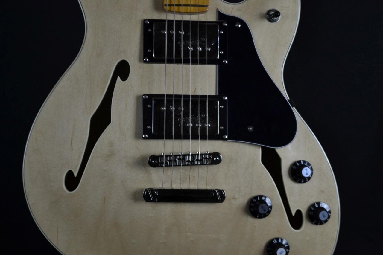 SQUIER CLASSIC VIBE STARCASTER. SEMI-HOLLOW BODY, NATURAL, Int’l Buyers Welcome