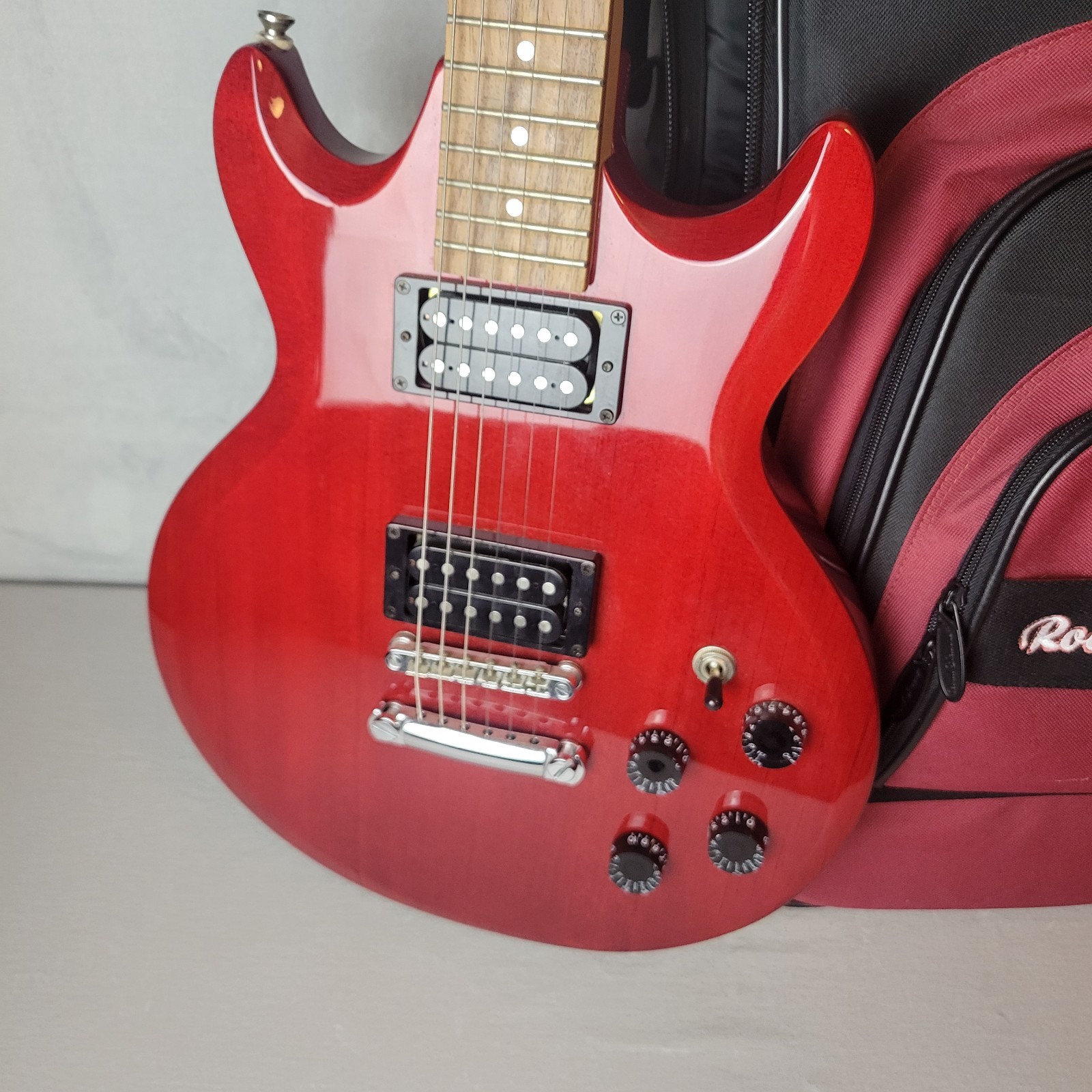 IBANEZ GIO GAX70 Electric Guitar Transparent Red W/ Case Tuner Starter Kit
