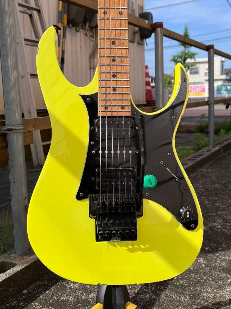 Ibanez RG550 Desert Yellow Electric Guitar