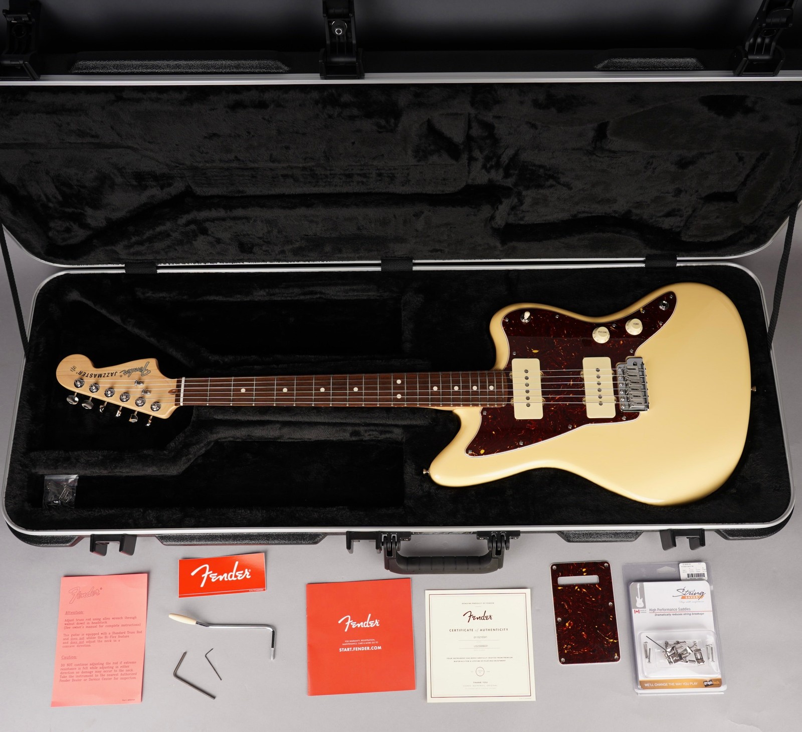 Fender American Performer Jazzmaster – 2023 – Vintage White w/HSC
