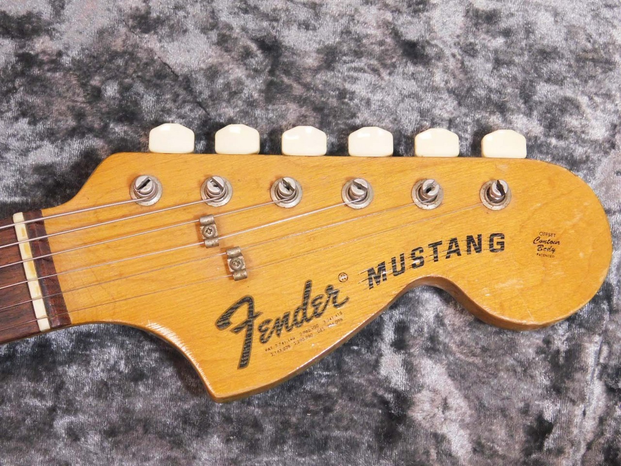 Fender Mustang Competition Red 3.30kg with Hard Case 1973 Electric Guitar