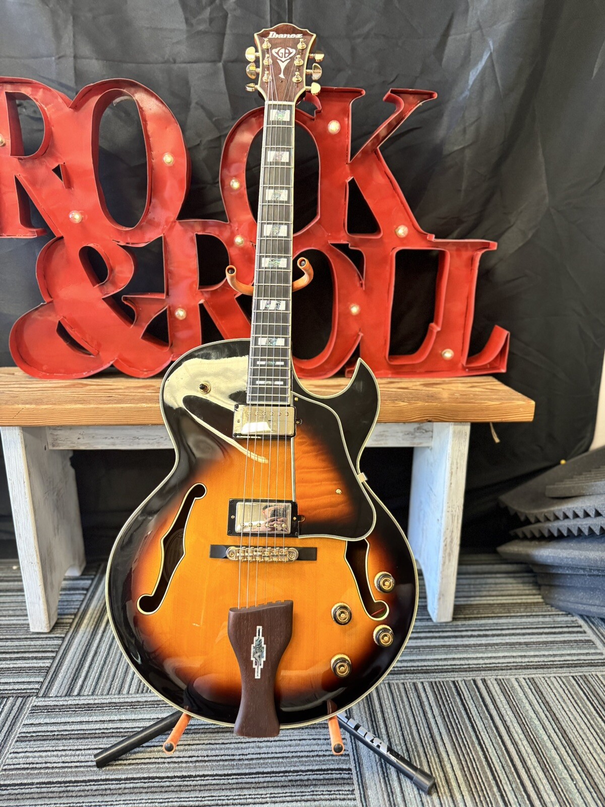 IBANEZ LGB30 VYS GEORGE BENSON ELECTRIC GUITAR W CASE VINTAGE YELLOW SUNBURST