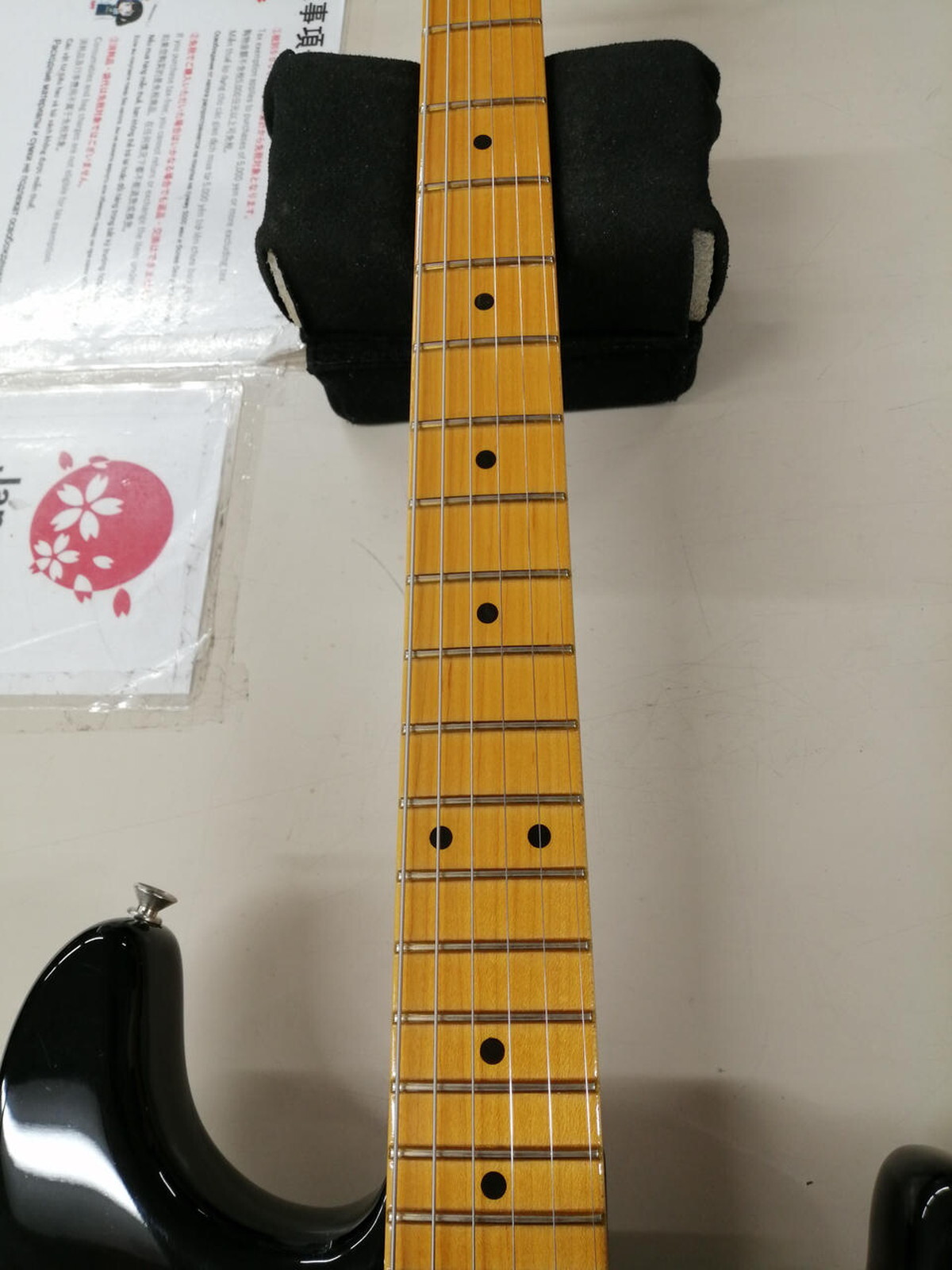 FENDER ERIC JOHNSON 1954 VIRGINIA ST Used Maple neck/fingerboard w/Hard case