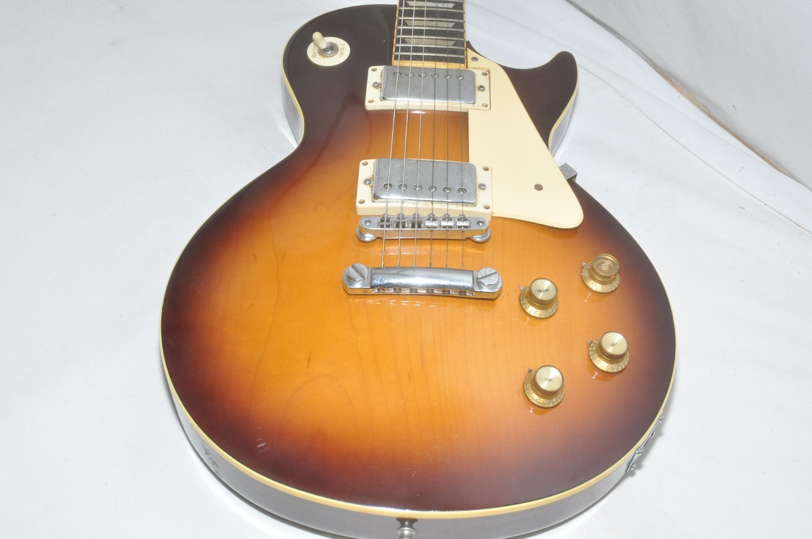 YAMAHA SL400S Les Paul type Electric Guitar Ref No 7485