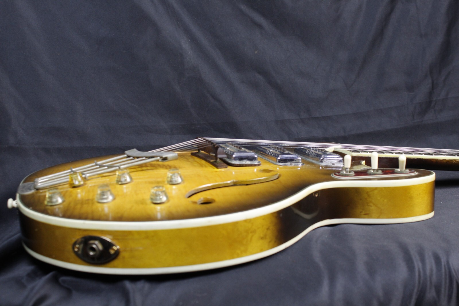 1960’s Harmony H75 USA Made Vintage Maple Hollow-Body w/DeArmonds & HSC
