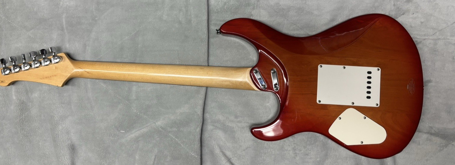 yamaha pacifica 6o4