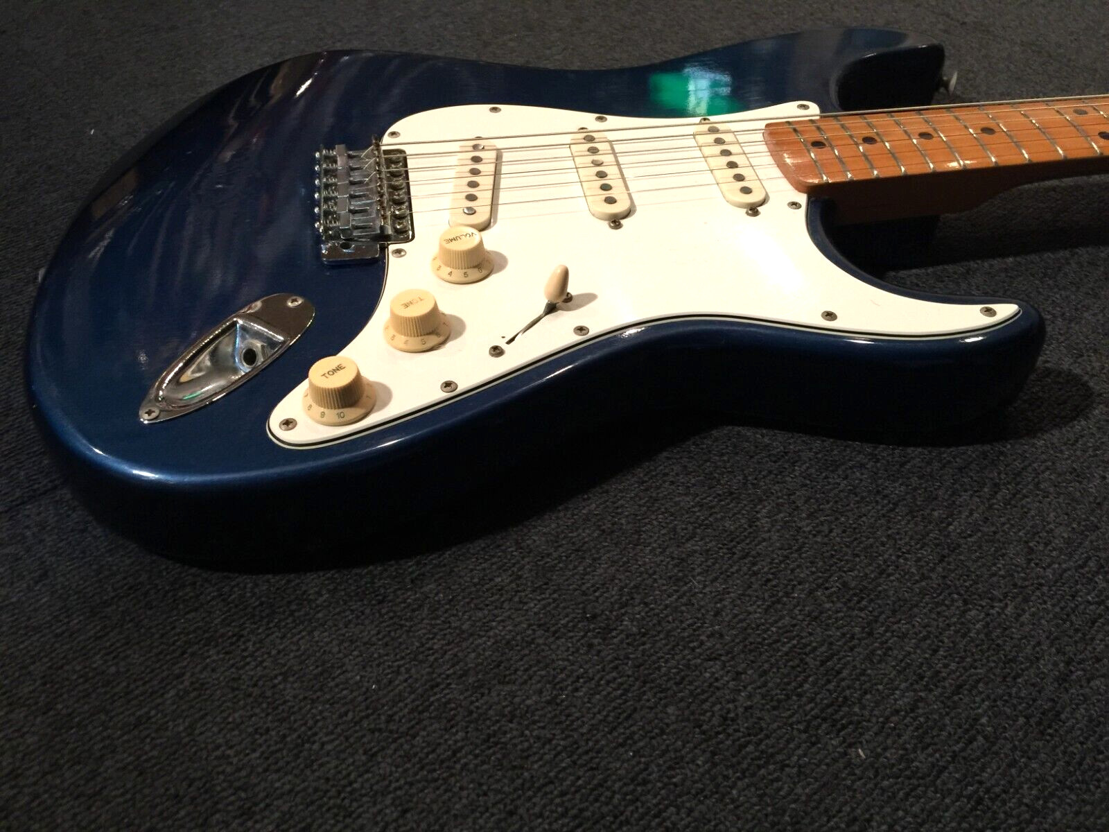 Tokai Silver Star T-SS38 LPB/M Vintage Electric Guitar – Lake Placid Blue / MIJ