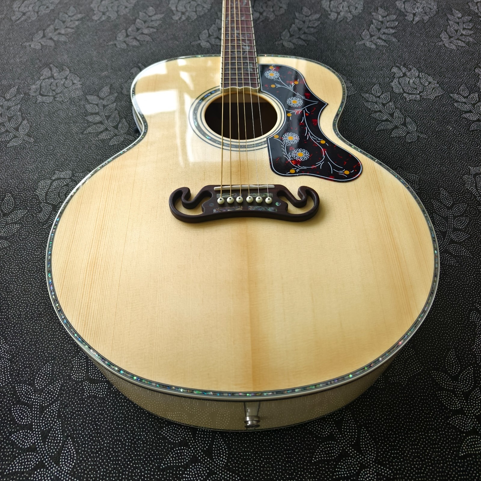 Ship US SJ-200 Vine Jumbo Acoustic Electric Guitar Solid Spruce Top Natural Fin