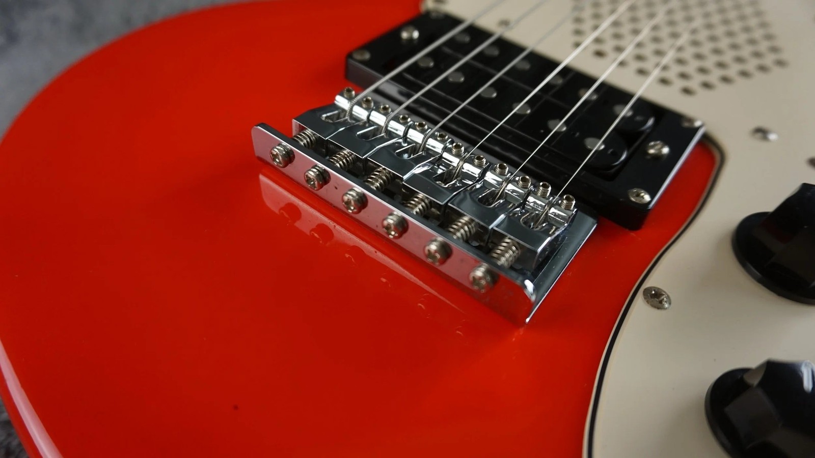 Marine Rider Travel Electric Guitar w/ Built-In Speaker Compact Practice Guitar