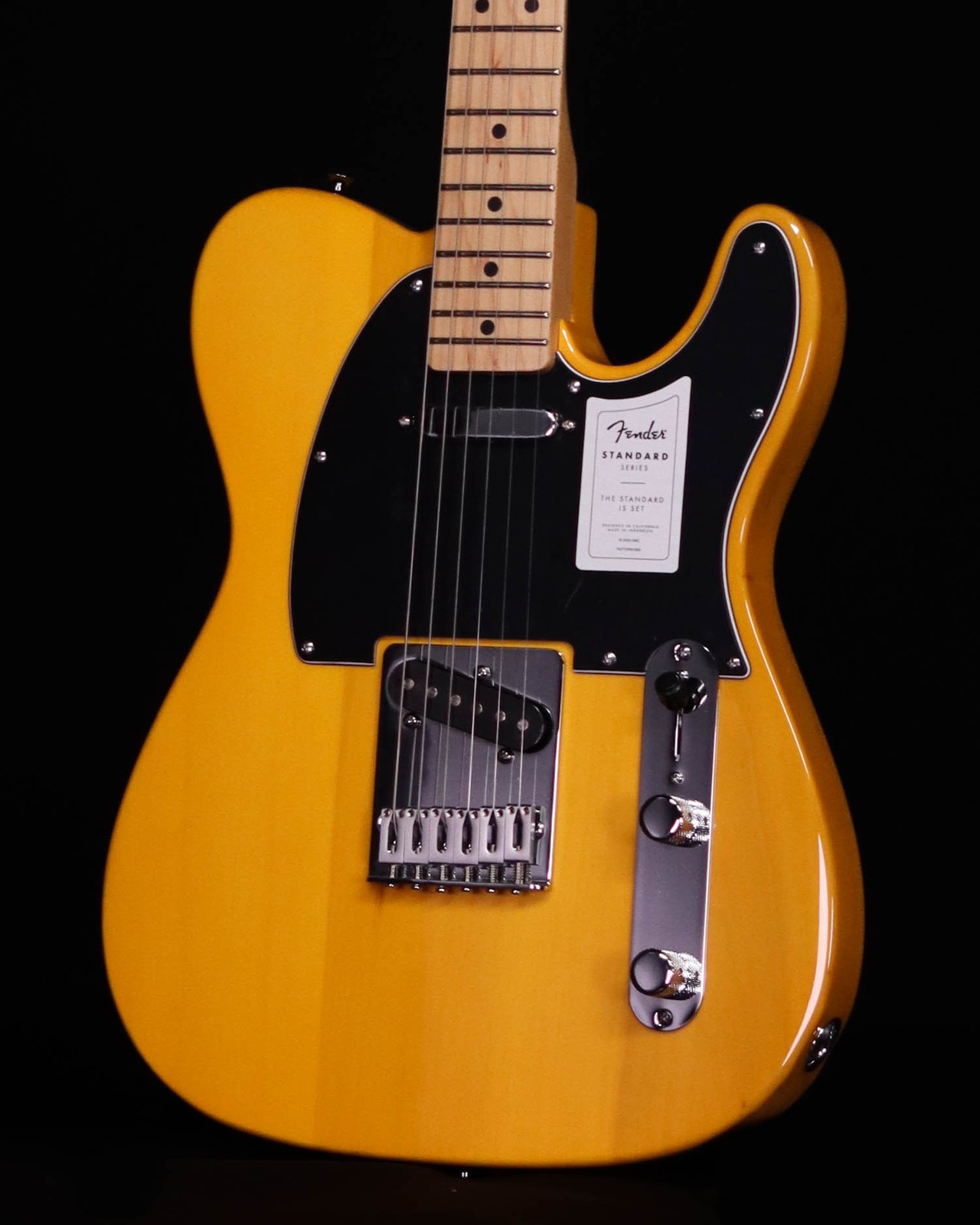 Fender Standard Telecaster, Maple FB, Butterscotch Blonde